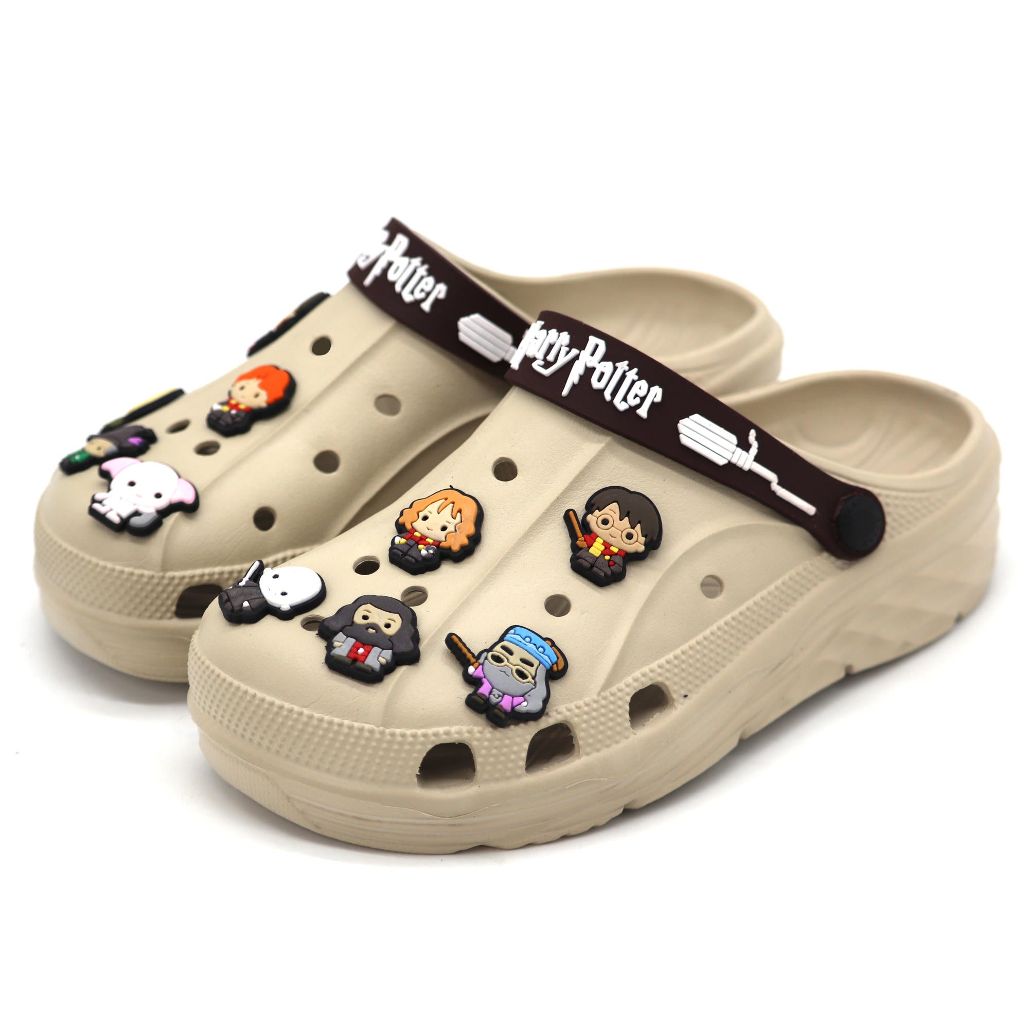 SVAAR x Harry Potter Men's Magical Clogs – Includes 10 Authentic Charms & Adjustable Back Strap - Beige