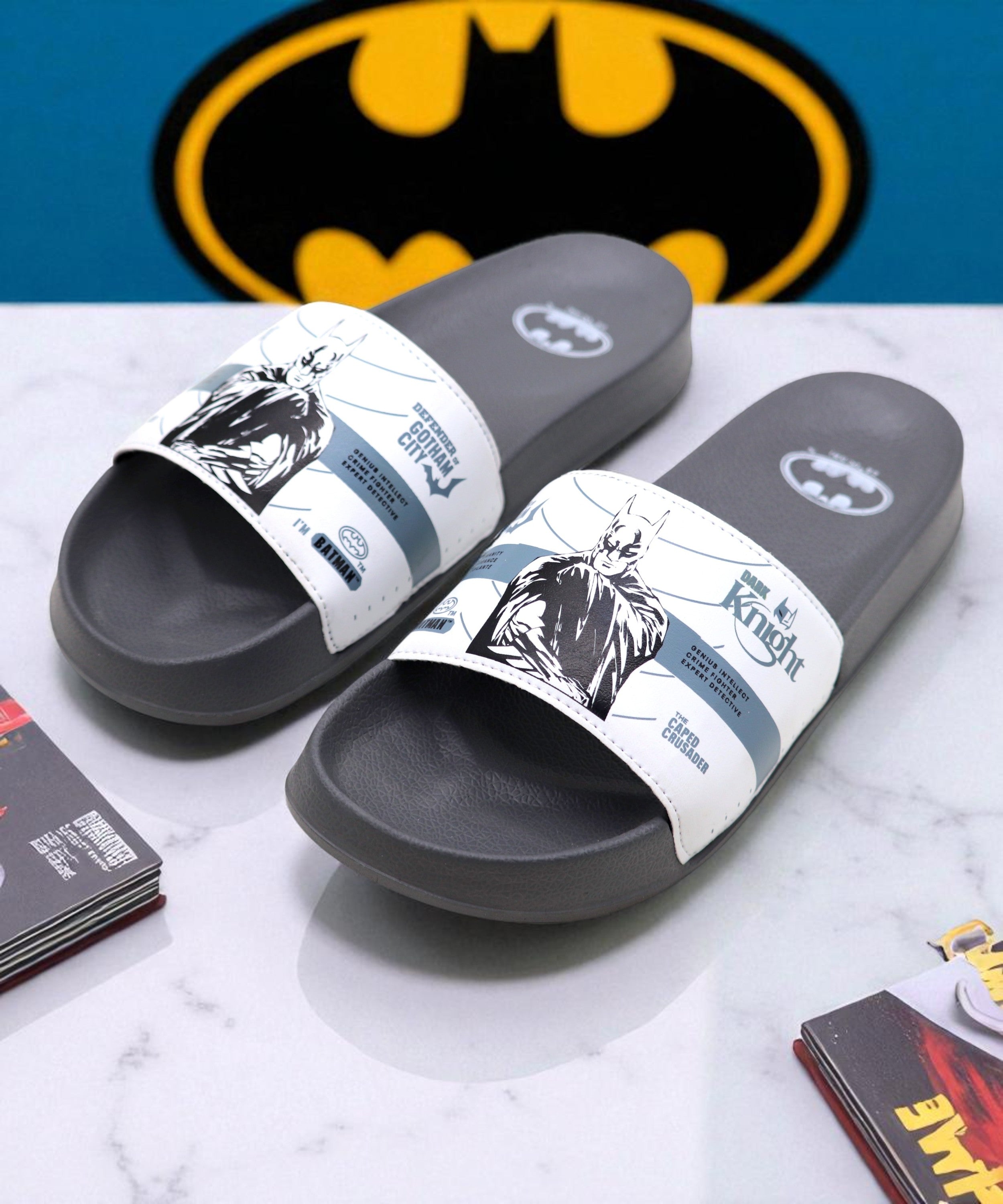SVAAR Batman Gotham City Men's Sliders – Ultra Soft Cushioned Flip Flops - Grey
